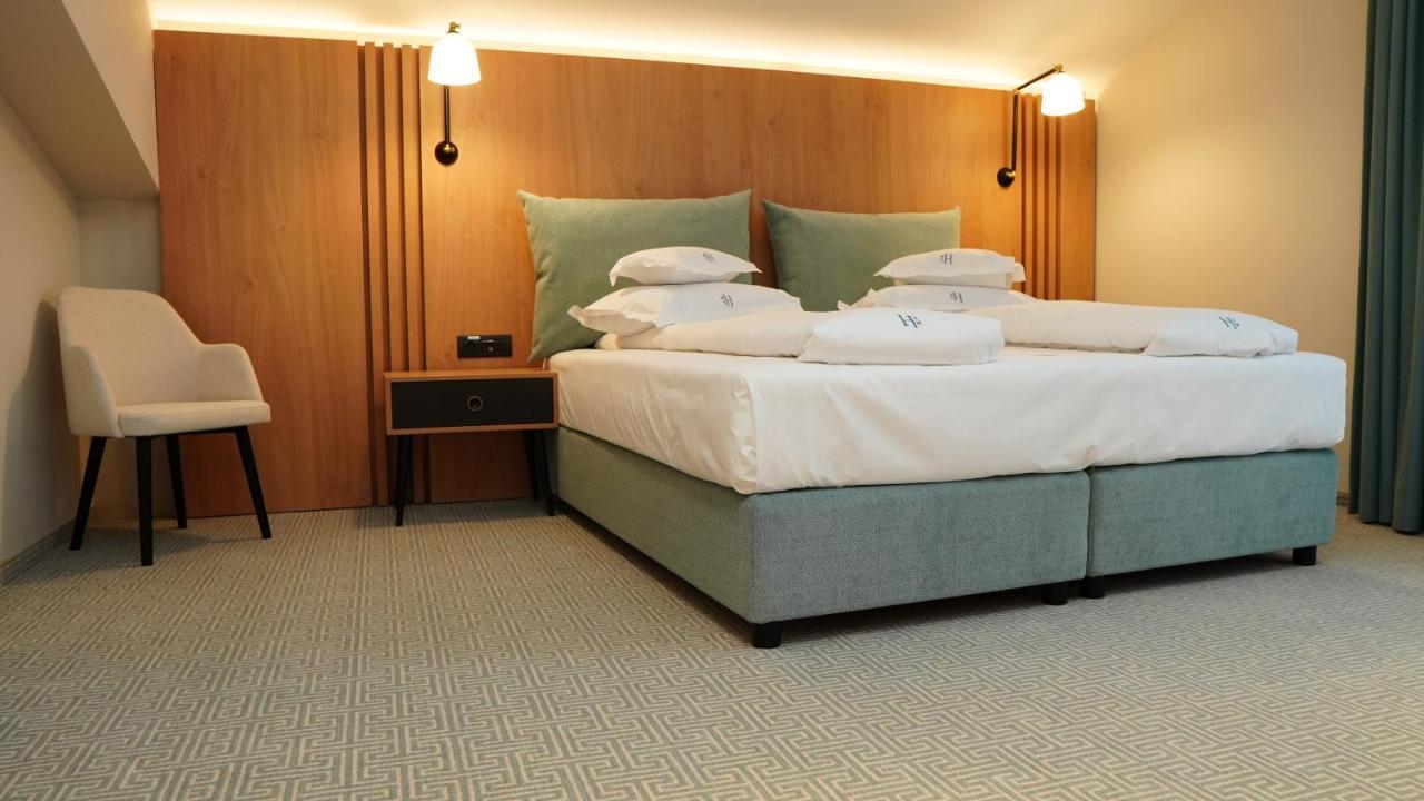 Hotel Sorin Mihai クリスティアン エクステリア 写真